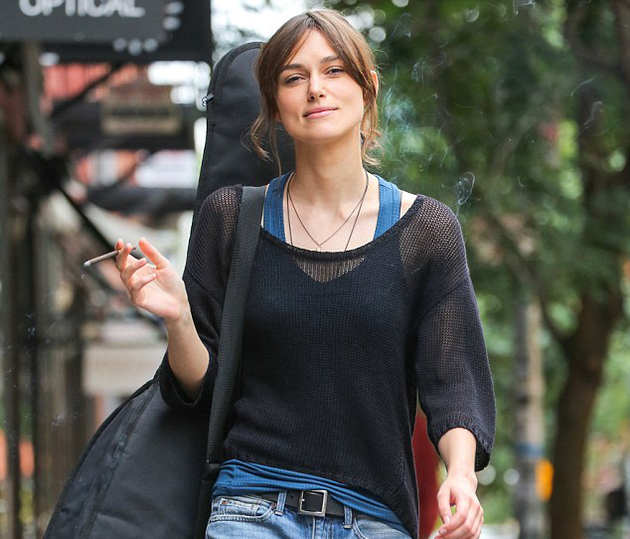 Top 50 Celebrities who vape - _keira_knightley